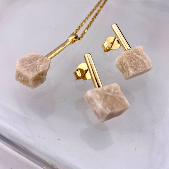 Natural Raw Beige Amazonite 18k Gold Plated Earring and Necklace Set - Picture 7 of 10